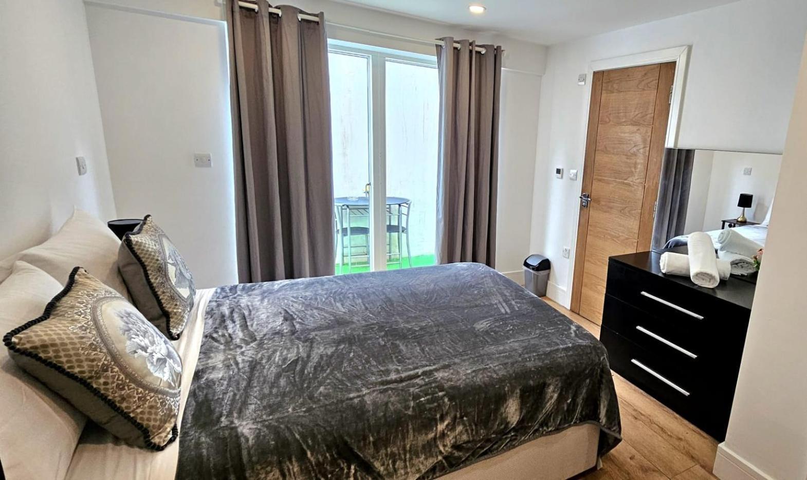 Oliver Double Room Londyn Zewnętrze zdjęcie